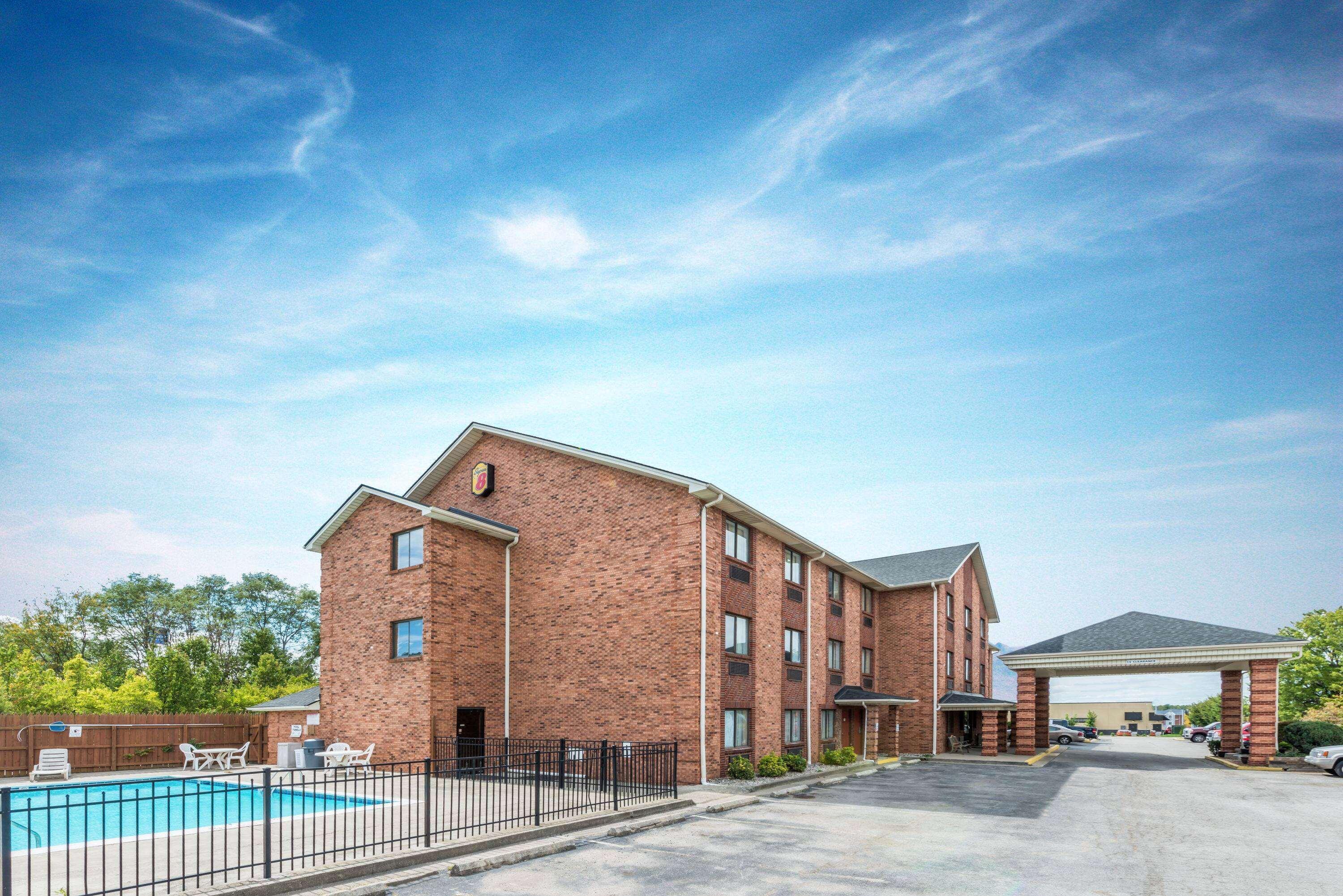 Super 8 By Wyndham Georgetown Exterior foto