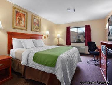 Super 8 By Wyndham Georgetown Exterior foto